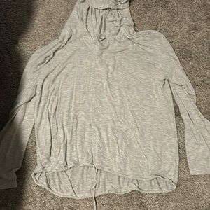 Long sleeve pull over